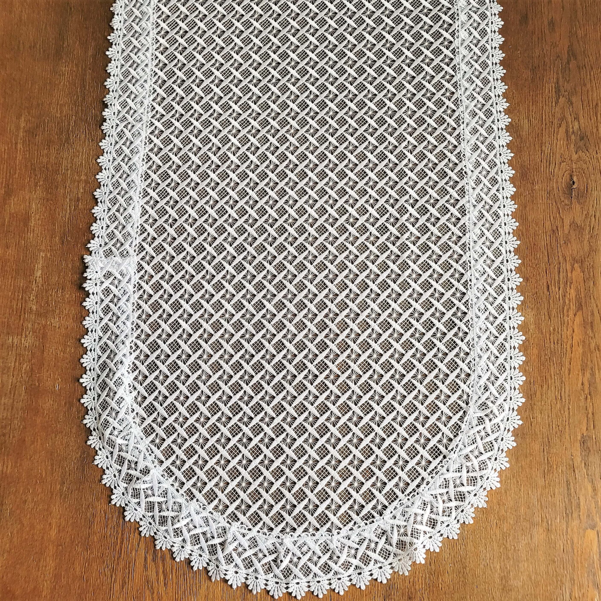 Gipiurowy bieżnik 60x120 w kolorze białym